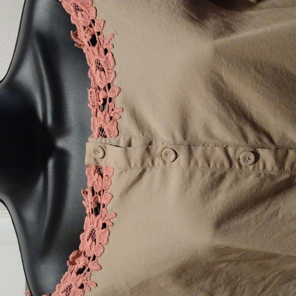 Aeffe Button down shirt sz. 8 - Picture 3 of 7